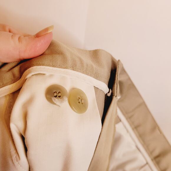 Nike Team pleated front khaki performance golf shorts - Picture 7 of 7